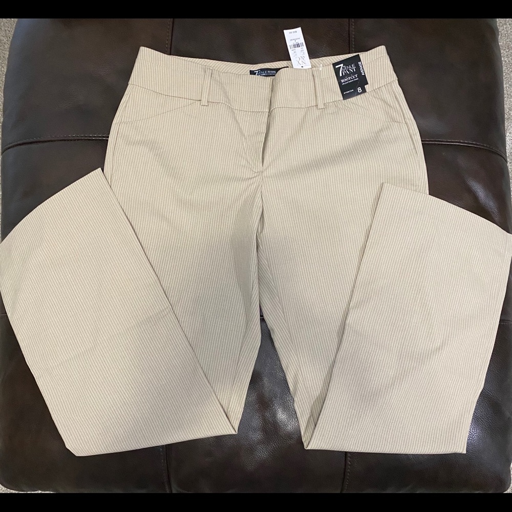 New York & Company Bootcut Dress Pant SZ 8, Beige